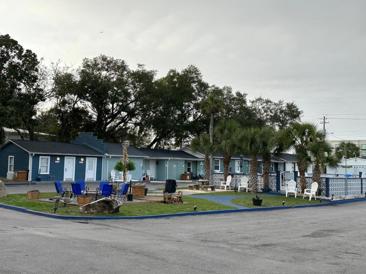 Gulf Coast Inn Gulf Breeze Exteriör bild